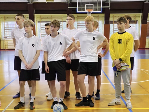 376a04c1-ed19-4391-a458-c256df36514c