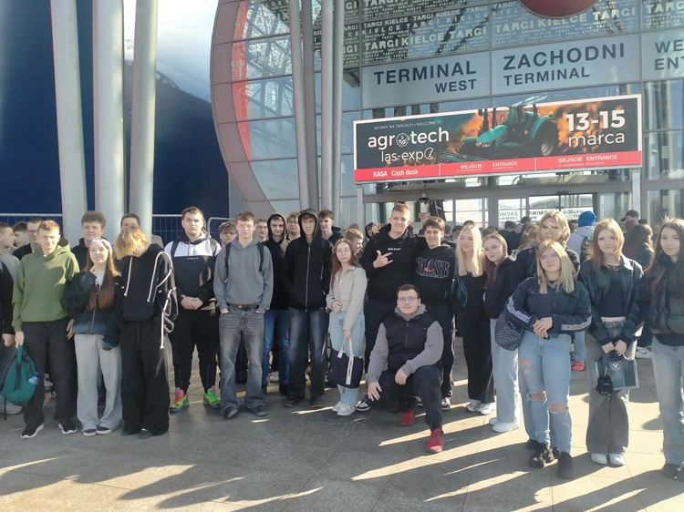 b74936a9-fffd-441f-b90b-932475da48b1